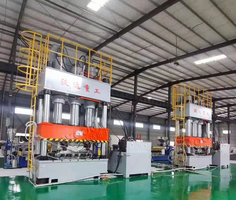 1000噸復(fù)合材料塑料建筑模板液壓機(jī)報(bào)價